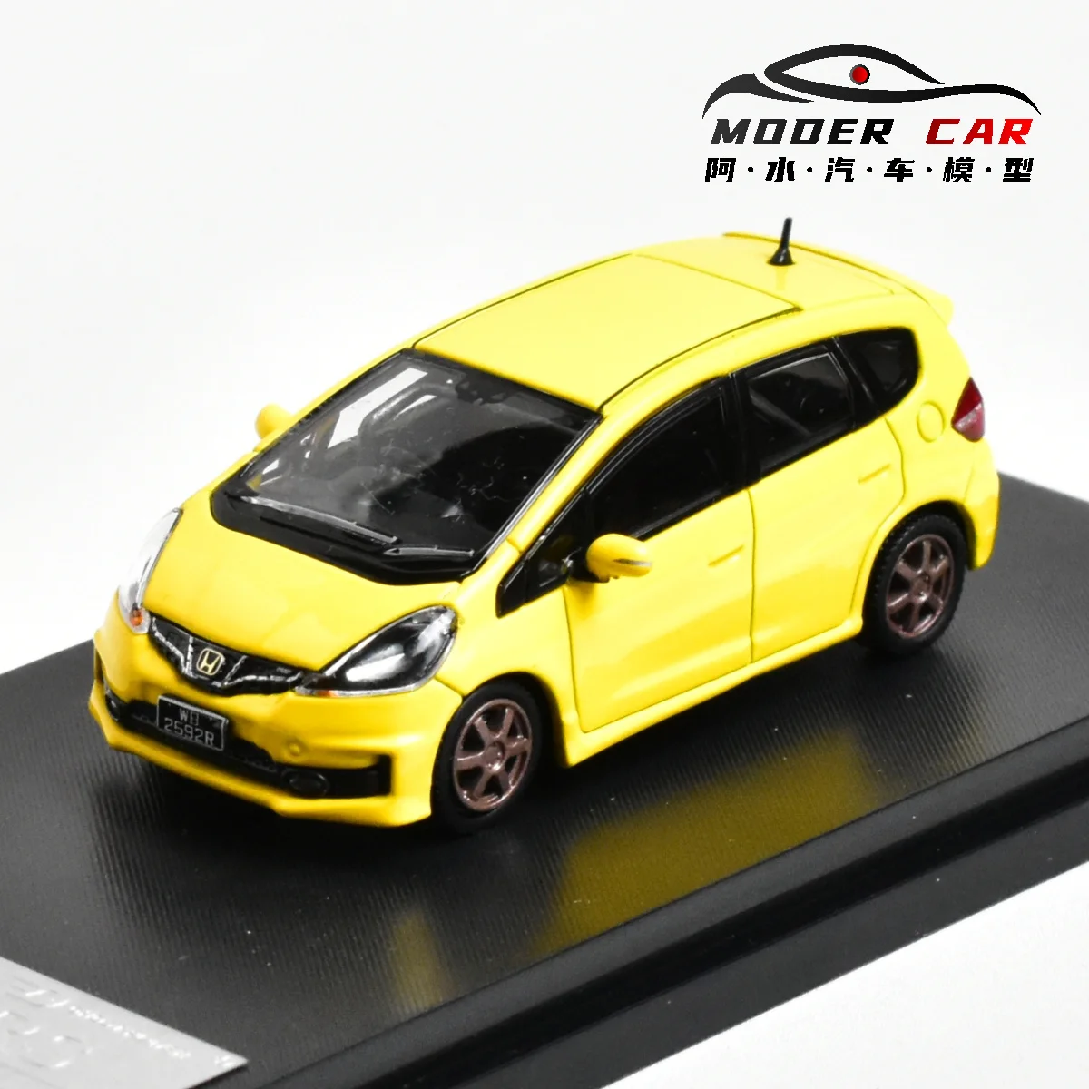 

SW 1:64 Collection GE8 SPOON Adults Hobby Diecast Model Car