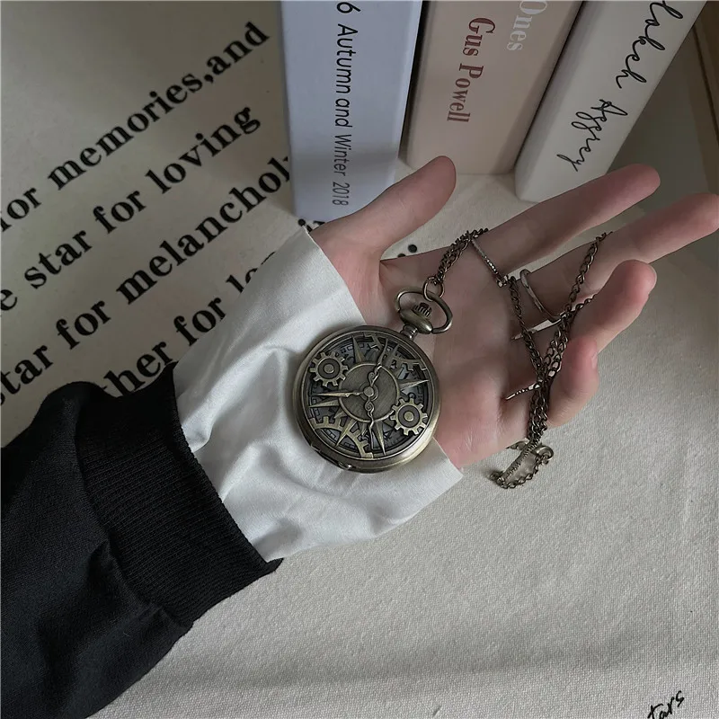 Montre de poche à Quartz en Bronze Antique Steampunk, mouvement à engrenage creux, pendentif cadeau avec chaîne pour garçons et hommes