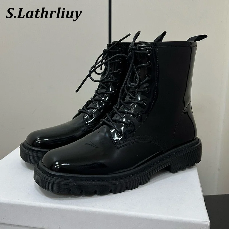 

2024 Autumn Winter Patent Leather Riding Boots Women's Round Toe Lace Up Ankle Boots Thick Bottom British Style Short Botas