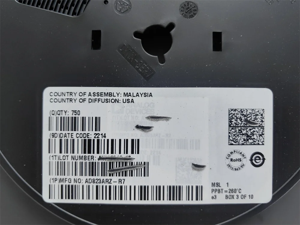 AD823ARZ-R7 En stock 100% Original Nuevo