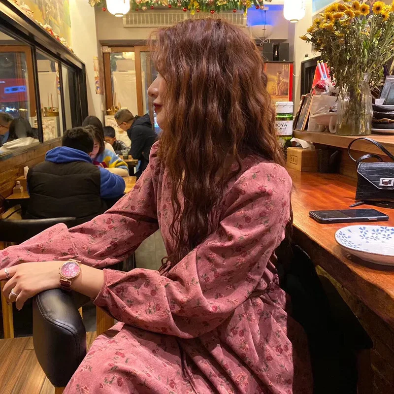 جديد وصول المخملية الأزهار تنورة طويلة الحلو الورك إخفاء الخريف الشتاء المرأة التخسيس عالية الخصر فستان الجنية الوردي