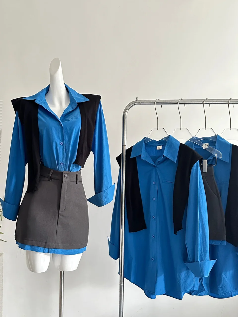 

Early Autumn 2025 Faionable Korean Sle Versatile Commute irt oulder Wrap High Waist Suit Skirt Tee Piece Set