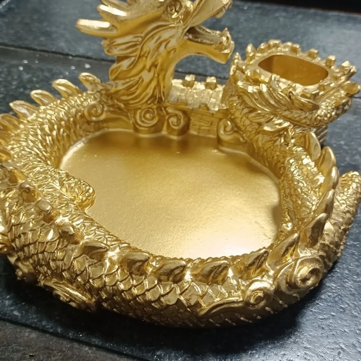 Resin Dragon Ashtray Portable Cigar Ashtray Indoor Outdoor Stand Animal Ornaments Household Living Room Bedside Office Ashtray