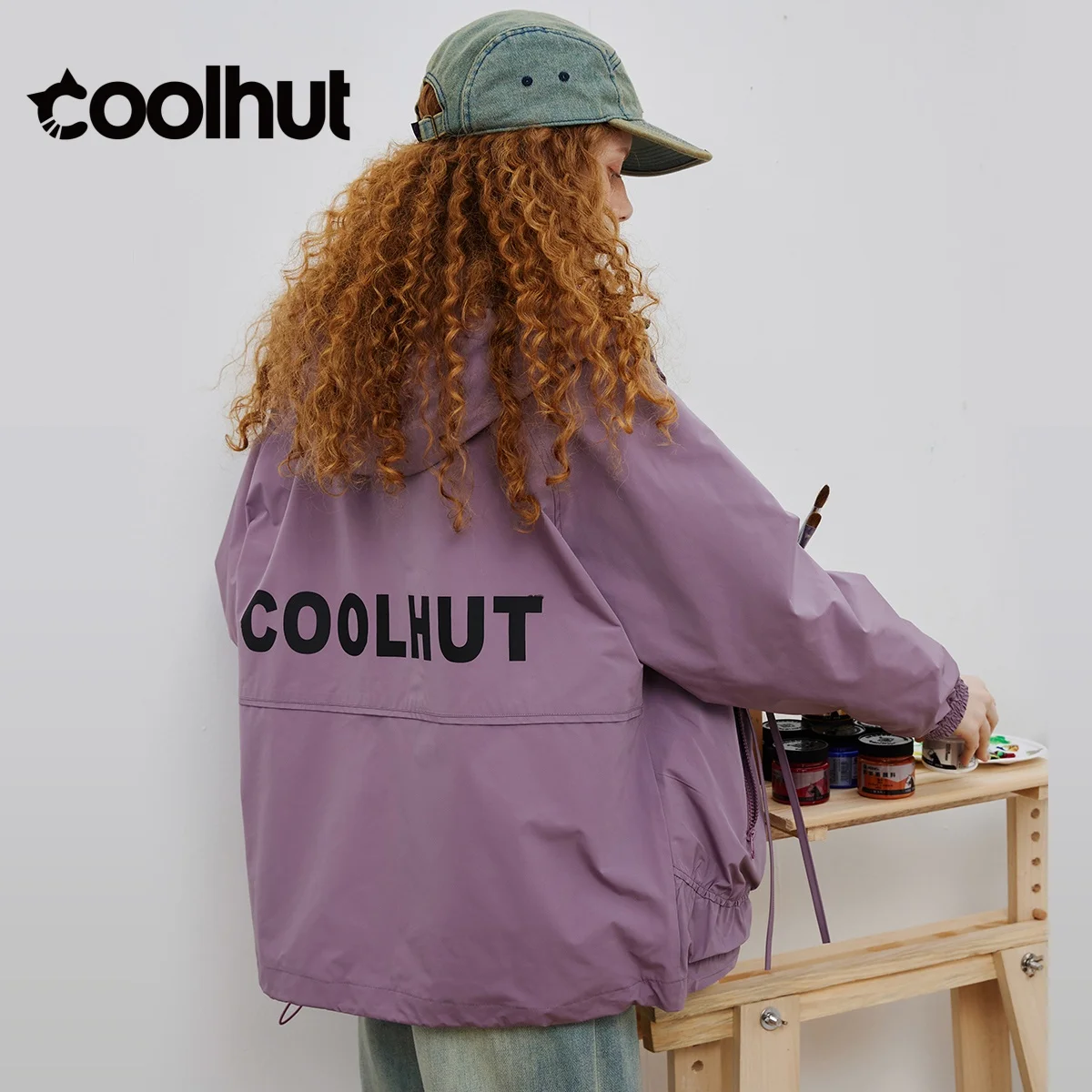 COOLHUT Feminino 2025 Casual Blusão com Capuz Minimalista Plissado Jaqueta Solta com Cordão Leve Casacos de Outono