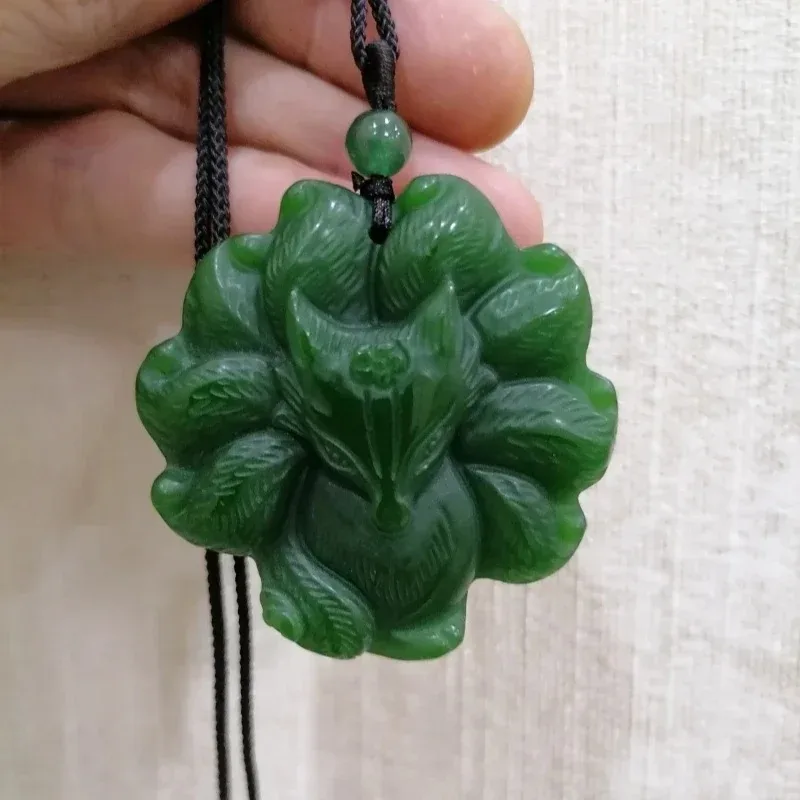Green Handcrafted Nine Tailed Fox Jade Pendant Fashion Boutique Jewelry Men's and Women's Fox Necklace Gift