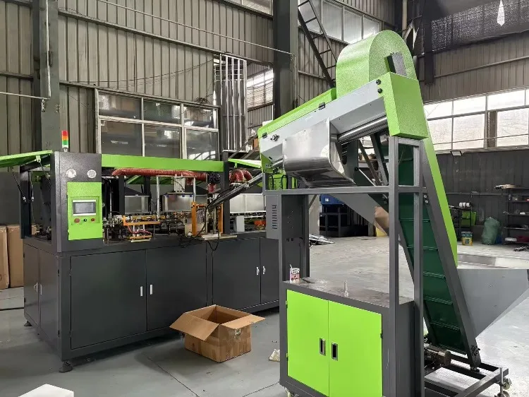 Fully Automatic 10L PET Bottle Blowing Machine with SMC High Pressure Valve Mitsubishi PLC Control Pump Motor 2 Cavities