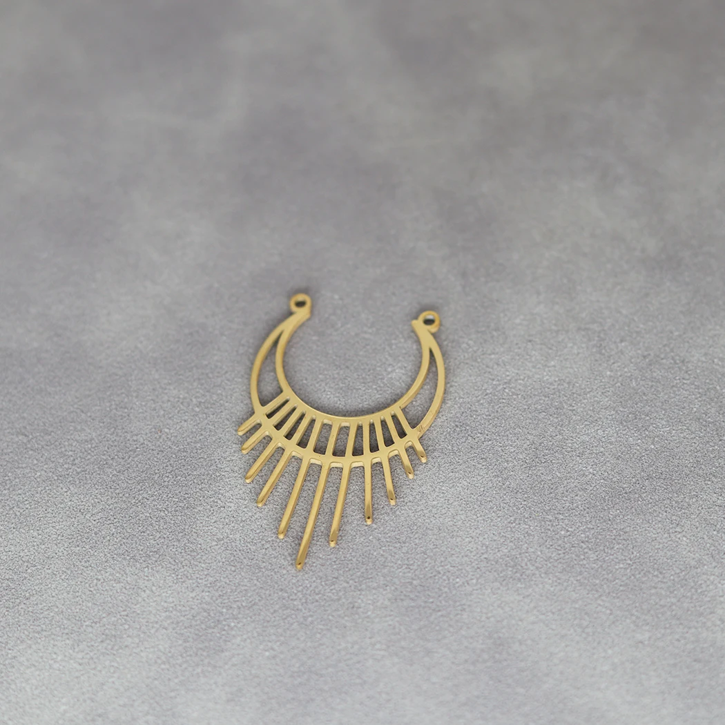 3pcs/lot Half Circle Sun Pendant Stainless Steel Spiked Irregular Crescent Charms Asthetic Jewerly Accessories