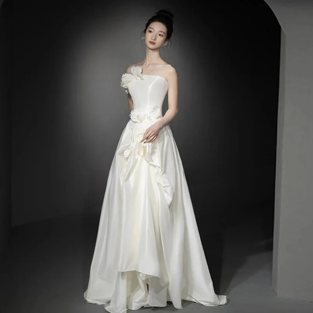 Customized Satin Strapless Light Wedding Dress Forest Style Full Skirt Elegant Adult Formal Gown Matching Outdoor Bridal Veil