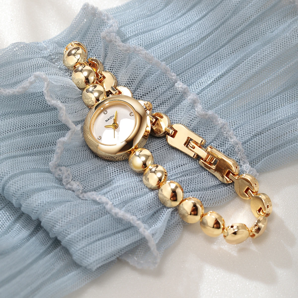 Gold Bead Chain Women's Watch, White Dial with Rhinestone Markers, Quartz Wristwatch, Light Luxury Jewelry Style Versatile Women's Watch
