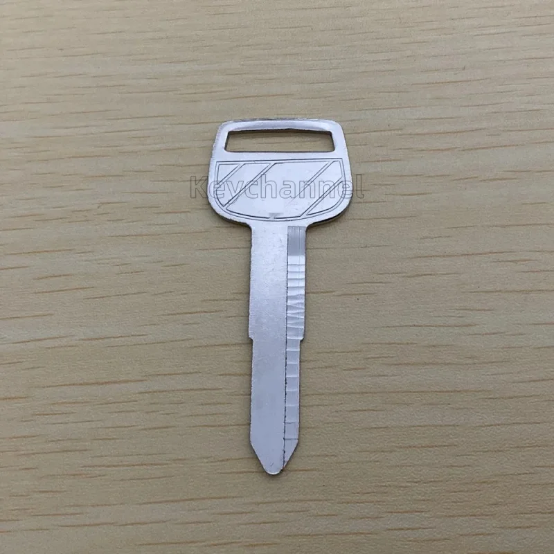 10 قطعة شفرة مفتاح السيارة غير مقطوعة مفتاح الصلبة فارغة لتويوتا هايس الجانب الأيمن الأيسر شفرة الأقفال أداة تويوتا استبدال مفتاح شفرة