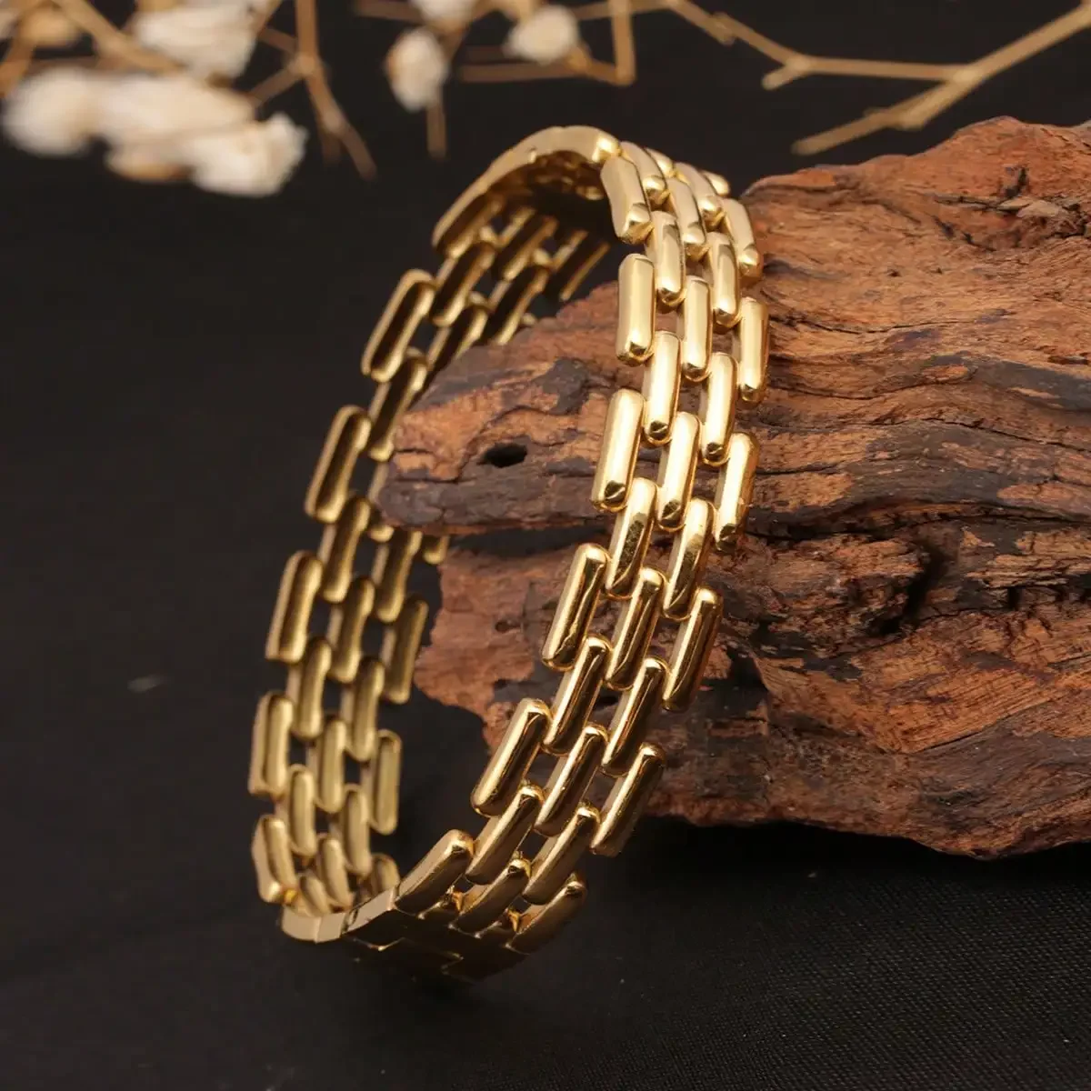 

1 Pc 18K Gold Plated Stainless Steel Hollow Bangle Bracelet, Wide Chunky Chain Design, Personalized Statement Accessory, Versati
