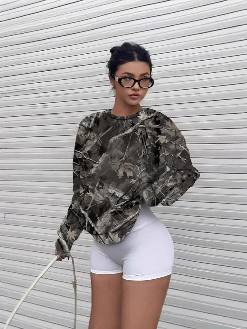 Damska bluzka o luźnym kroju, elegancka, do biura, z nadrukiem, minimalistyczna, z długim rękawem, zwiewna, oddychająca, dostępna w wielu kolorach.