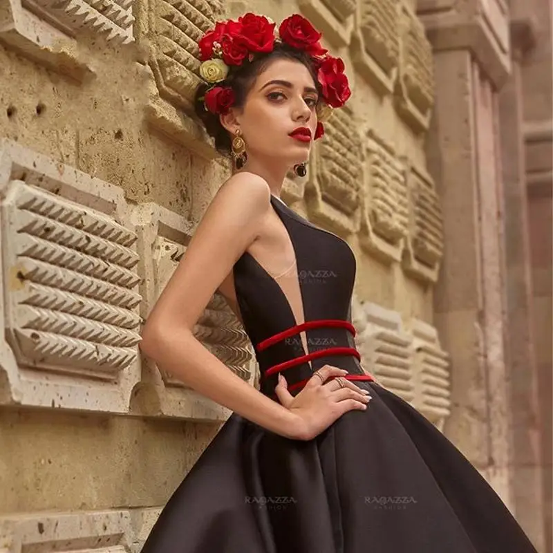 Vestido de fiesta negro, vestidos de quinceañera con cuello en V, Apliques de encaje, tren de barrido, dulce 16, vestidos de 15 años personalizados