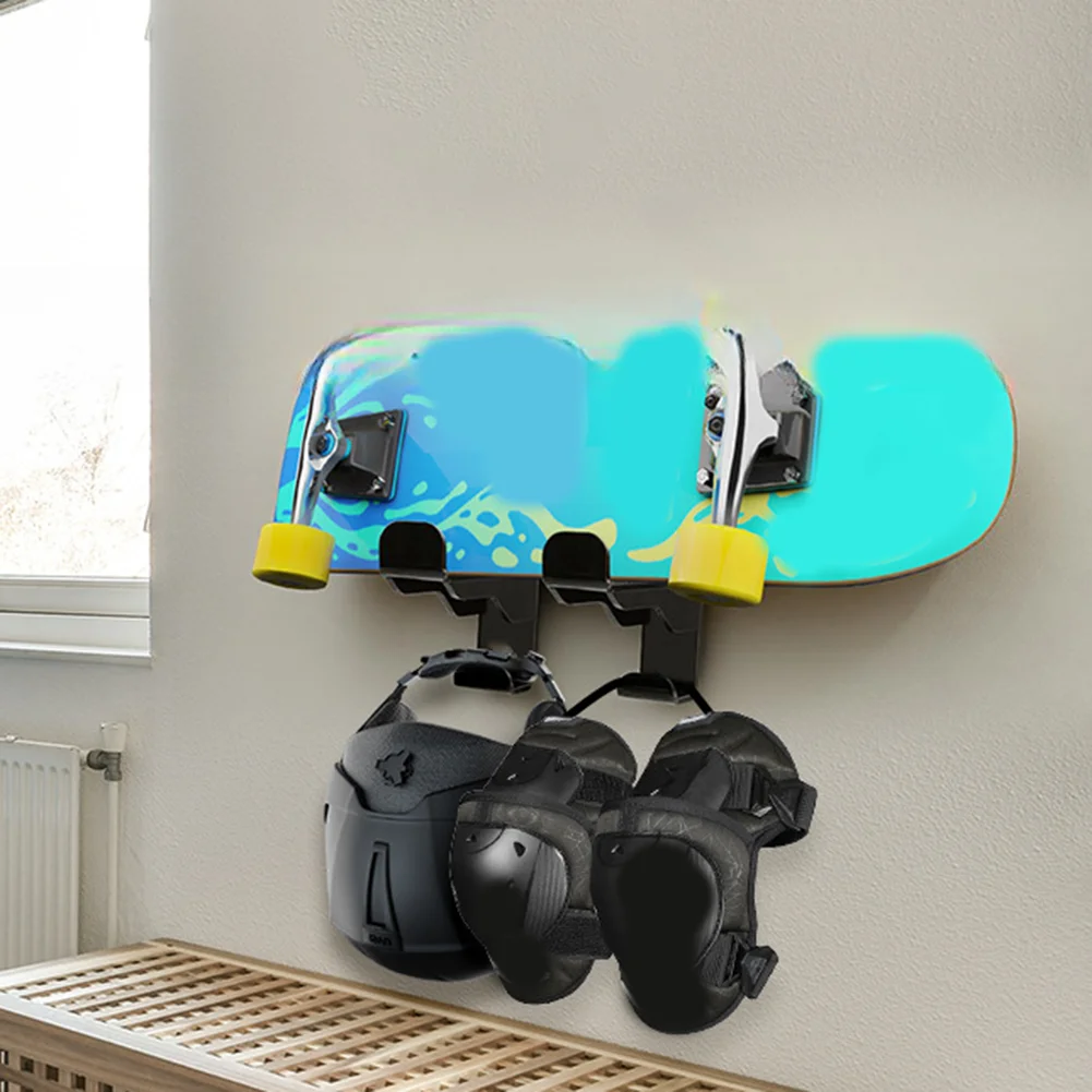 

Горизонтальный настенный держатель для хранения спортивного инвентаря с противоскользящей войлочной подкладкой и крючком для сноуборда