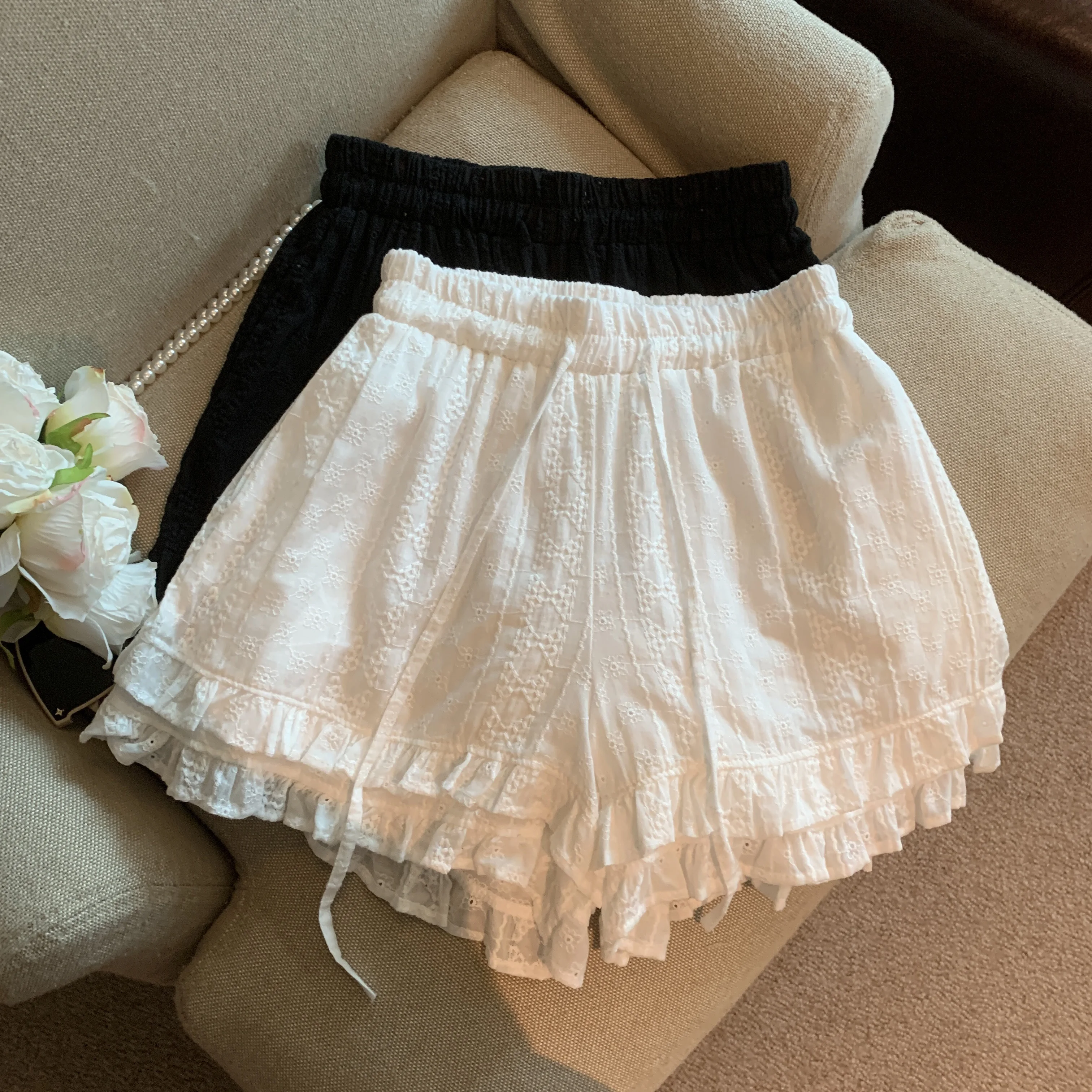 

Женские летние широкие шорты с эластичной резинкой на талии и кружевным подолом, женские милые однотонные однотонные свободные короткие брюки