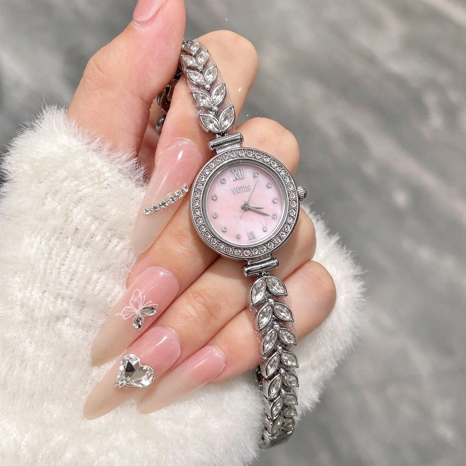 CILOA-Women Quartz Watch Crystal Bezel Pink Shell Dial Mermaid Chain Rhinestone Bracelet Elegant Ladies Wristwatch-201