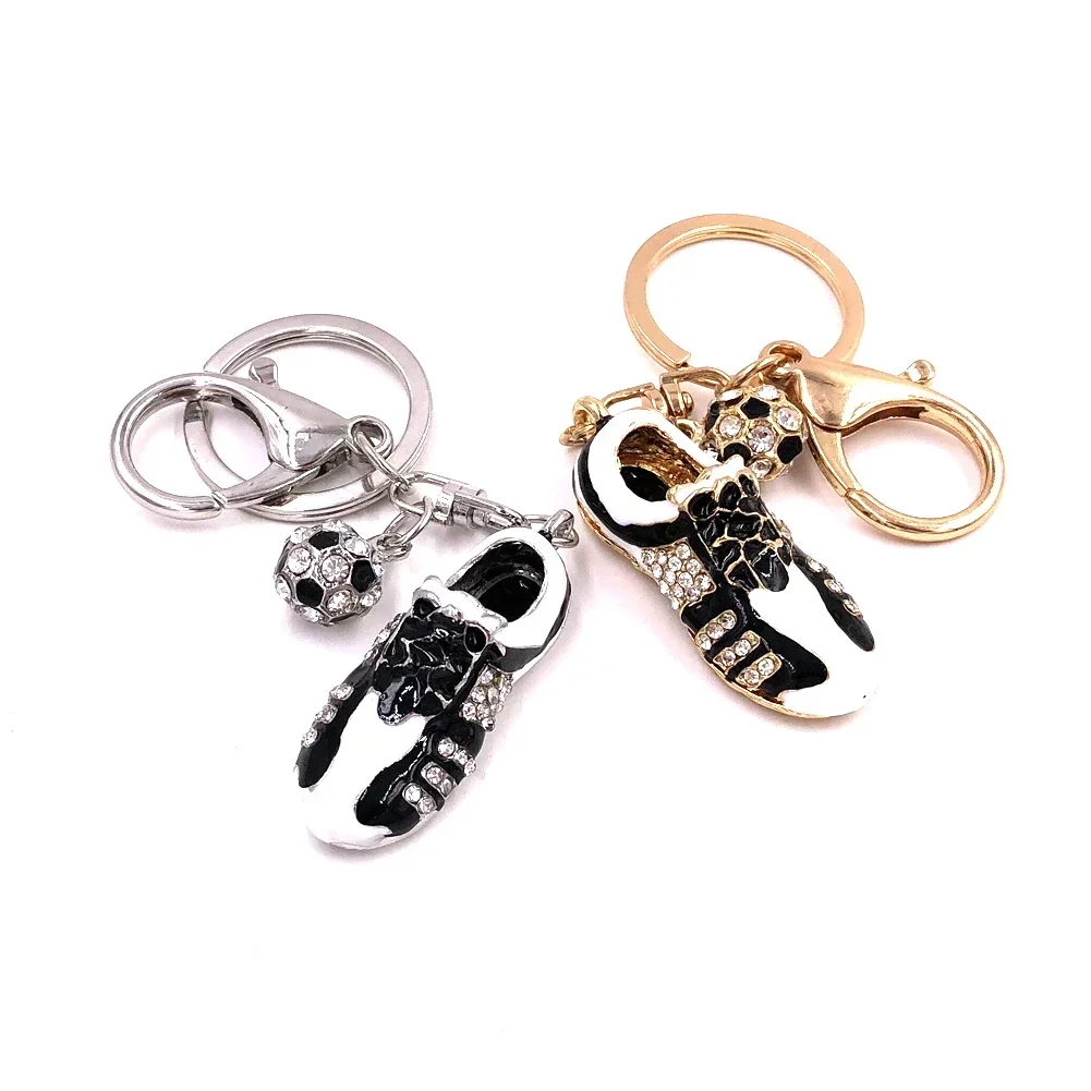 حجر الراين سلاسل المفاتيح كريستال أحذية كرة القدم لسيارة محفظة حقيبة مشبك قلادة Keyrings سلاسل المفاتيح كرة القدم هدية الشحن السريع