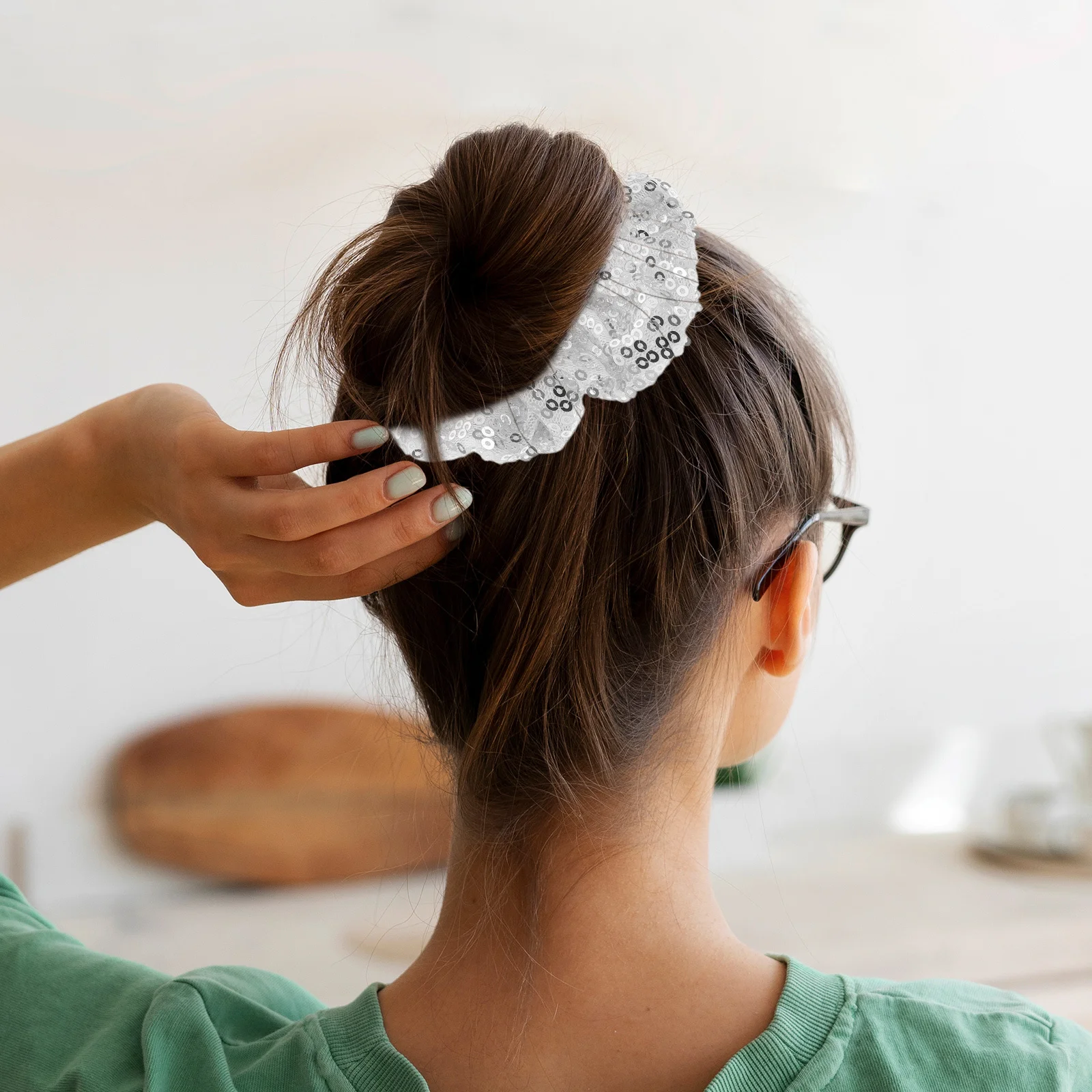 

10Pcs Glitter Hair Scrunchies Sequin Elastic Sparkly Ponytail Holders for Bridesmaids Parties Wedding Hair Accessories