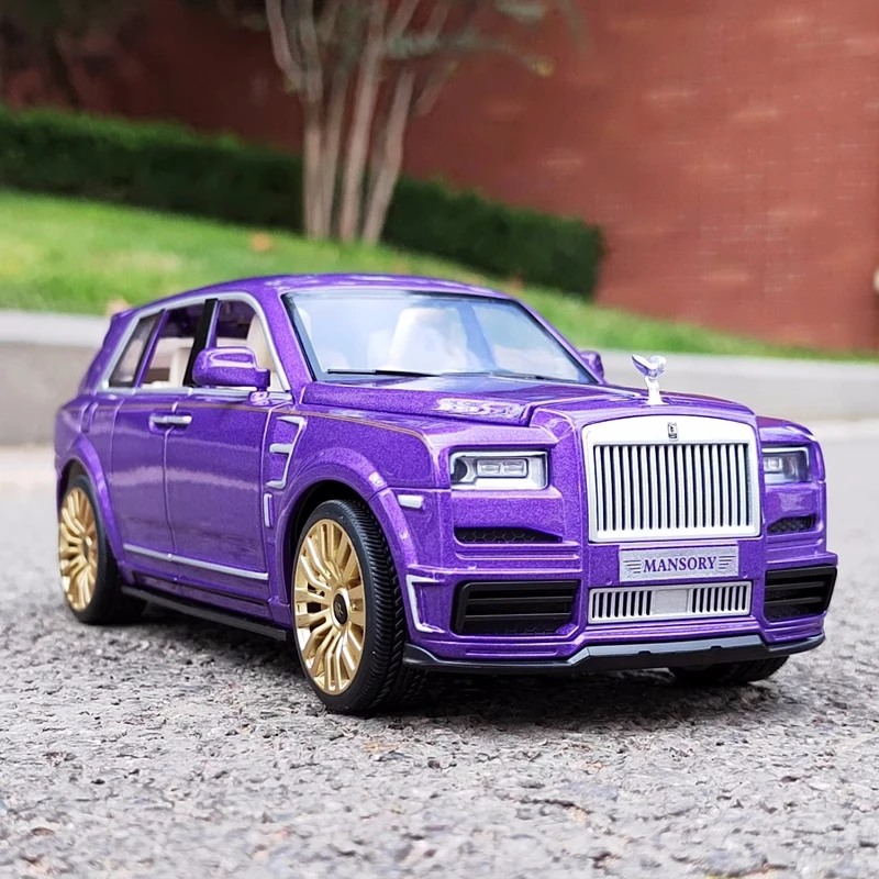 1:24 Rolls Royce Cullinan Black Badge Alloy Model Car Toy Diecasts Metal Casting Sound and Light Car Toys Vehicle