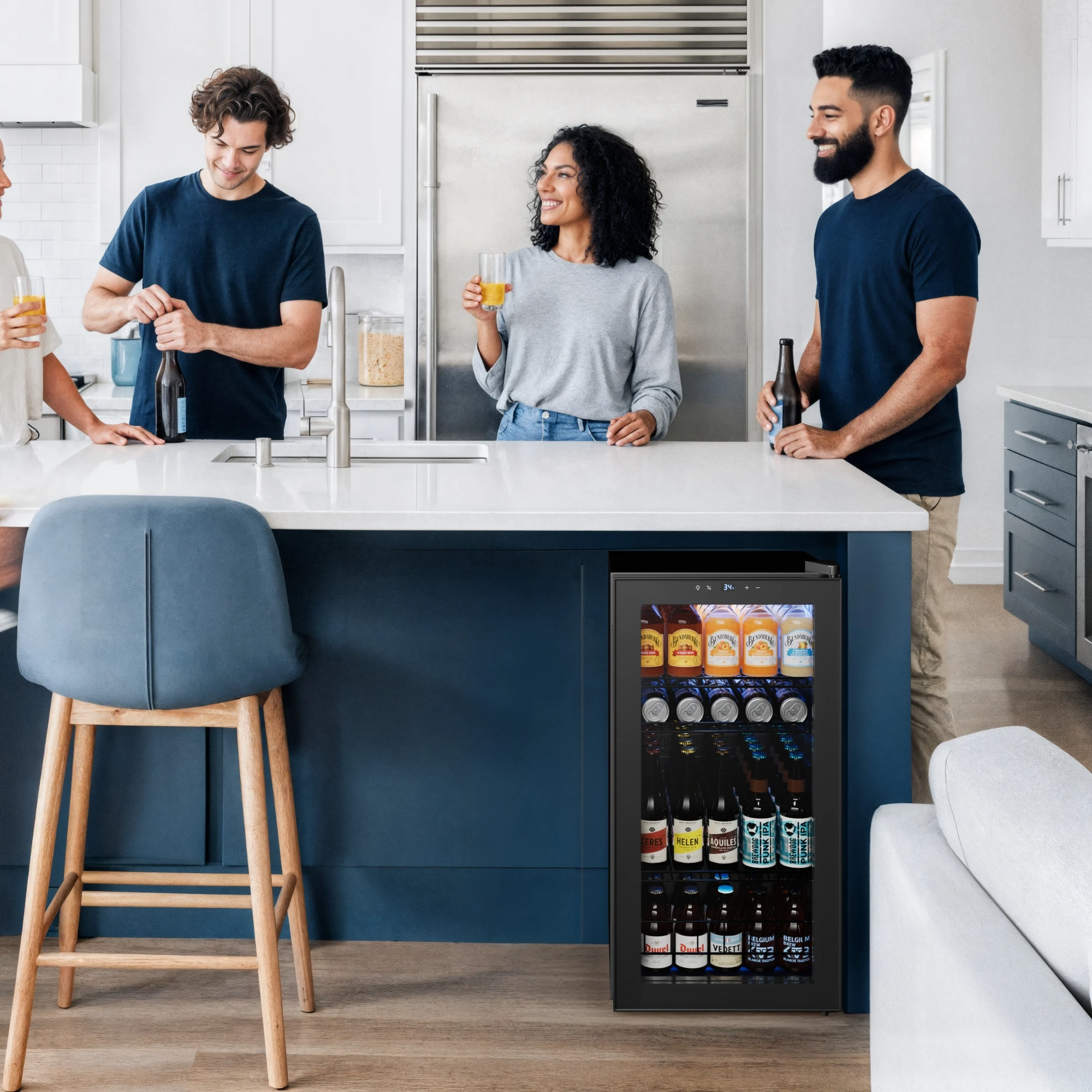 

Холодильник для напитков - Винные шкафы-холодильники, холодильник для напитков на 62/77/95/102/141 банок 34 ° F-54 ° Цифровой терморегулятор для дома