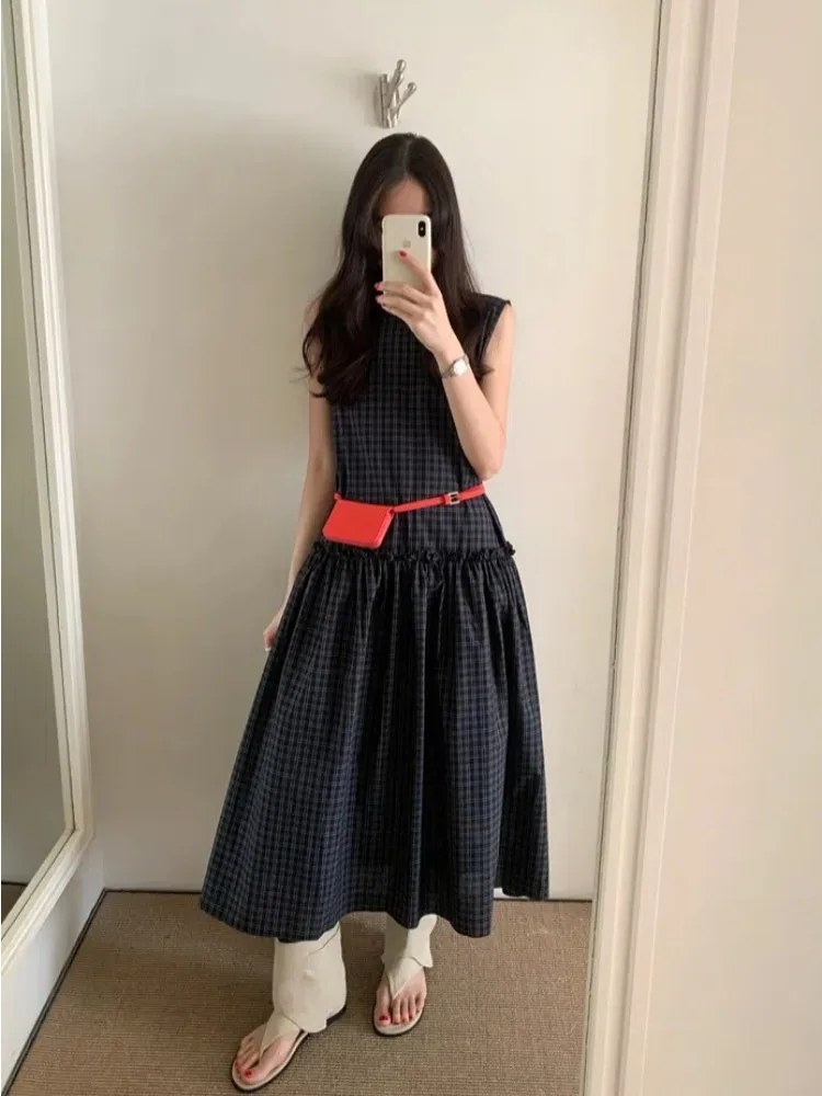 خمر منقوشة بلا أكمام فستان طويل تانك المرأة الصيف فضفاضة منخفضة الخصر الياقة المستديرة البلوز ماكسي فستان الشمس الإناث 2025