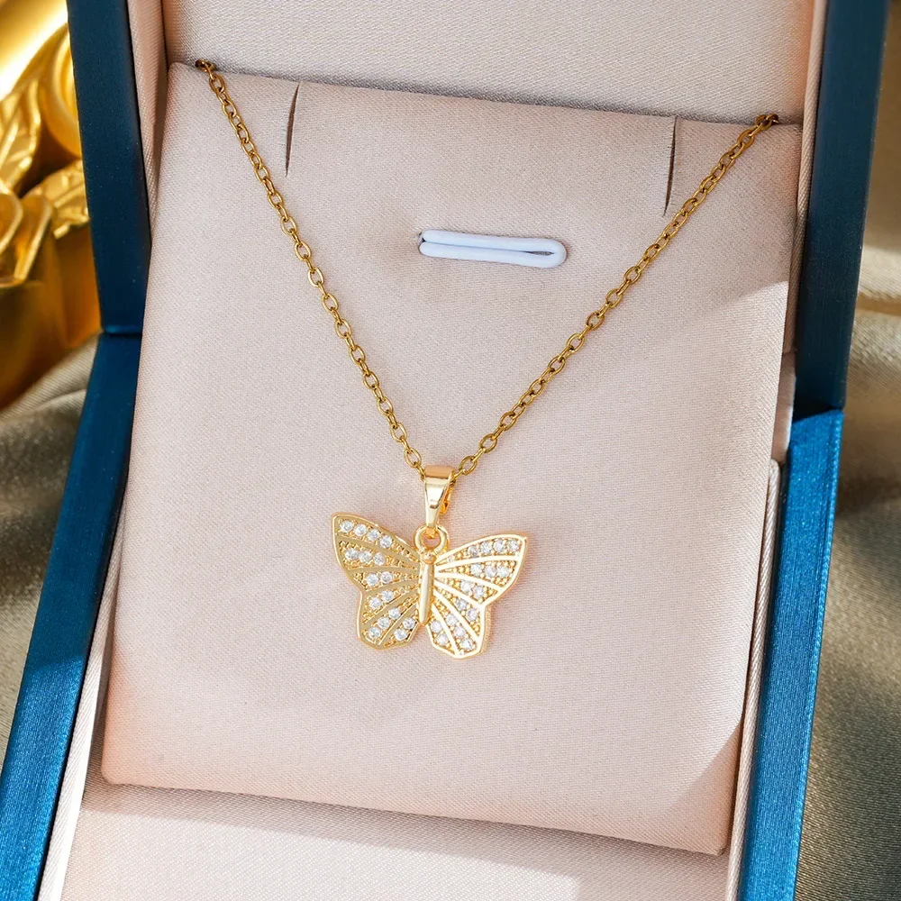 The style is novel. The butterfly titanium steel necklace is specially designed for women, retaining its color.