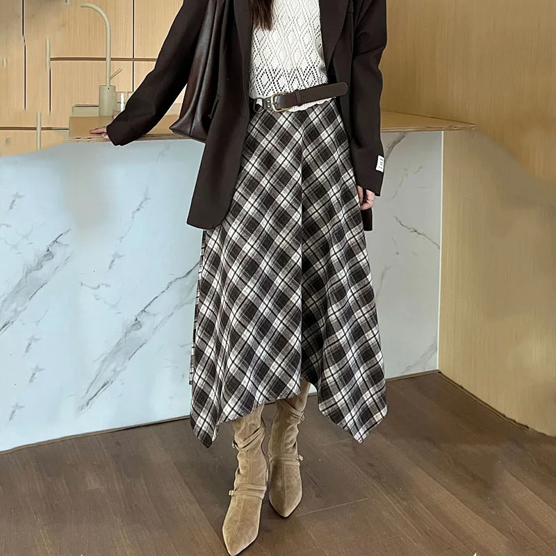 Vintage Plaid Woolen High-waisted Skirts Women Fashion Streetwear Irregular Long Skirt Autumn Winter New Elegant Office Skirts