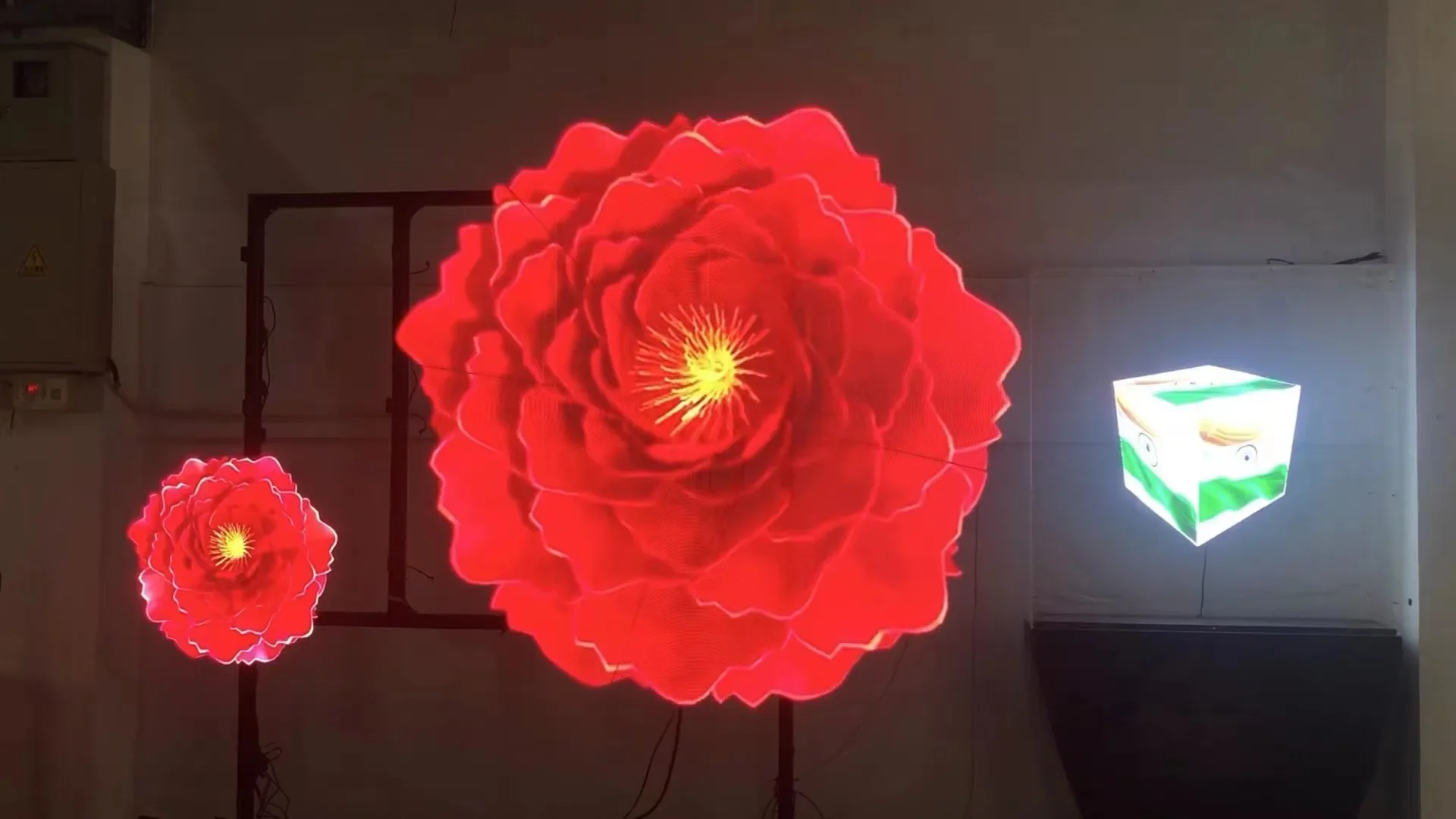 Ventilatore 3D ologramma sincronizzato da 65 cm Pubblicità wifi Attrezzatura 3D bluetooth Ventilatore olografico 3D Display ologramma pubblicitario