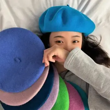 復古冬季加厚保暖羊毛純色貝雷帽,適合女士和女孩,法式藝術家時尚休閒純色黑色紅色針織帽 6 最佳銷售 優雅的女士帽子 - №1