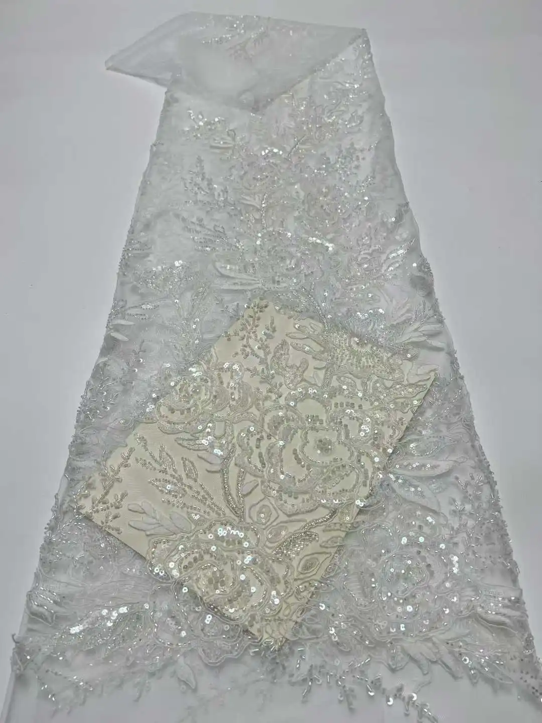 2026 Latest African Beaded Lace Fabric Embroidery French Mesh Sequins Lace Fabric Nigerian Tulle Lace for Party