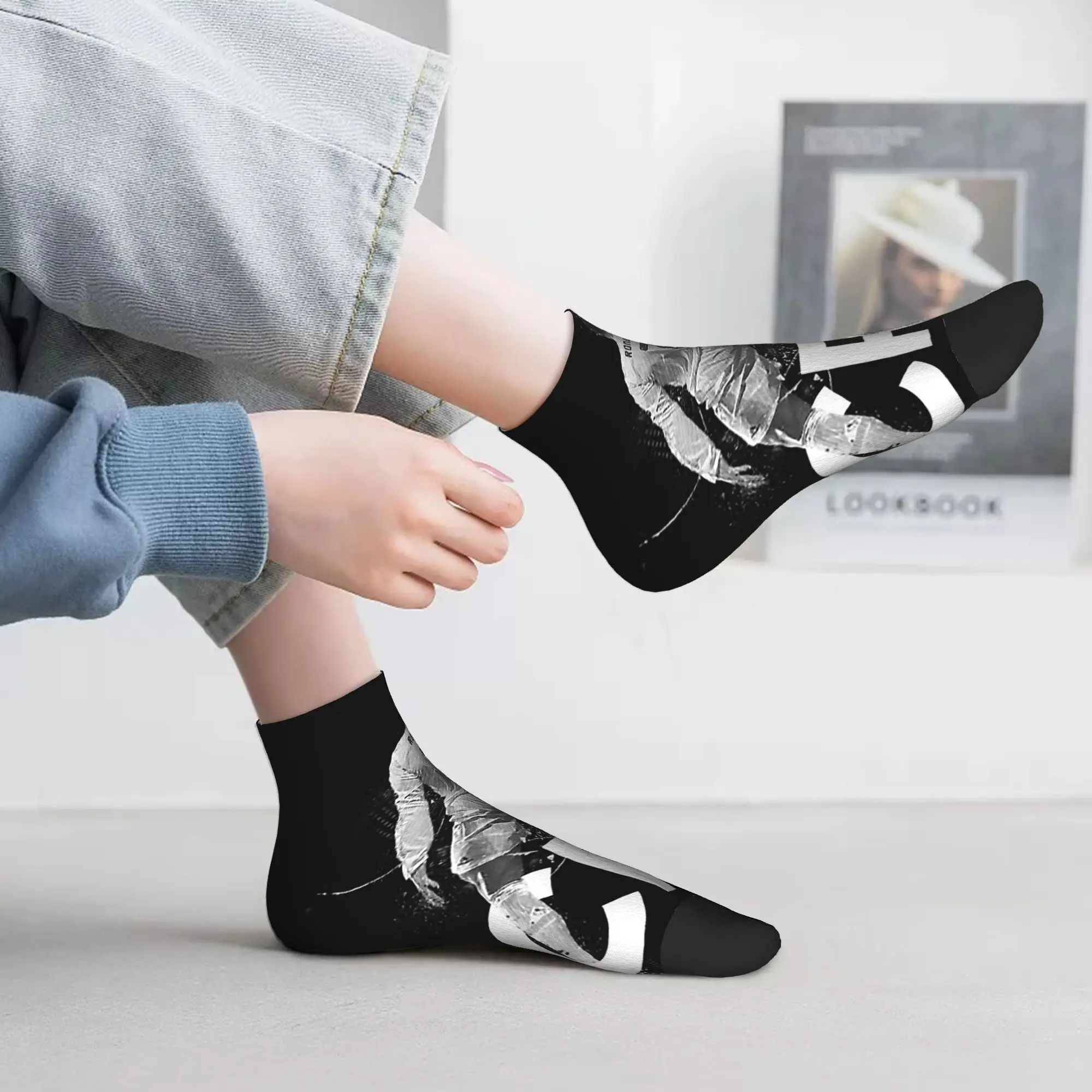 

Всесезонные носки CR7 Криштиану Роналду, Harajuku, высококачественные спортивные носки средней длины, мягкие забавные чулки для мужчин и женщин, подарки