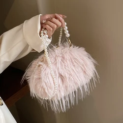 Petit sac latéral perlé en peluche douce pour femme, sacs à main d'hiver, pocommuniste, design tendance, initié, mode 2023