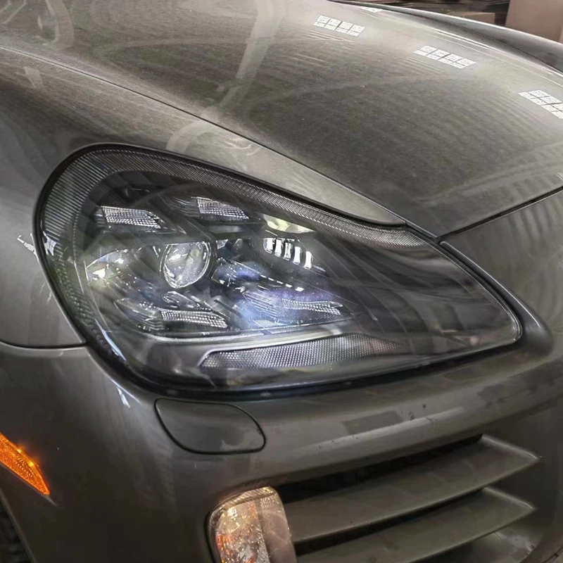 

Подходит для фар Porsche Cayenne 957 (2007-2010), старые и новые матричные светодиодные дневные ходовые огни.