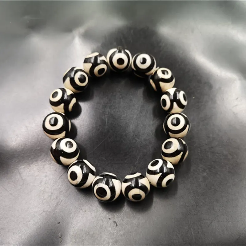 

13Mm Black And White Dzi Three-Eyed Agate Bead Bracelet