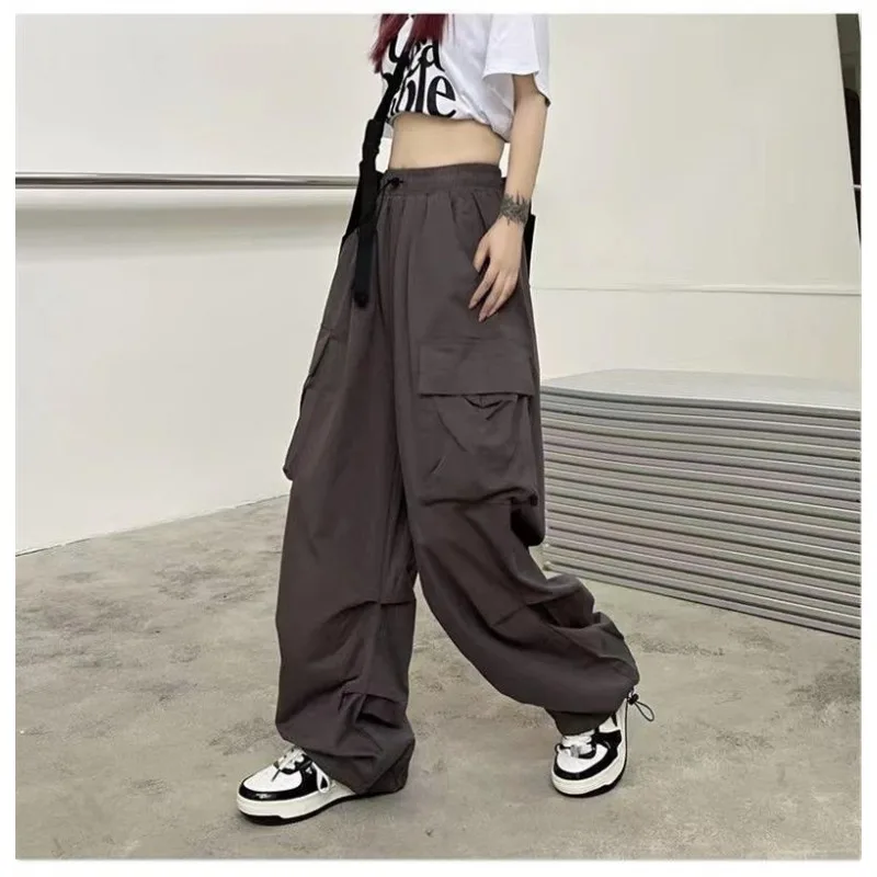

여성 밴딩 청바지 2026 New High Street Cargo Pants Women Loose Wide Leg Big Pocket Retro Jogger Casual Trendy Streetwear Daily Fashion