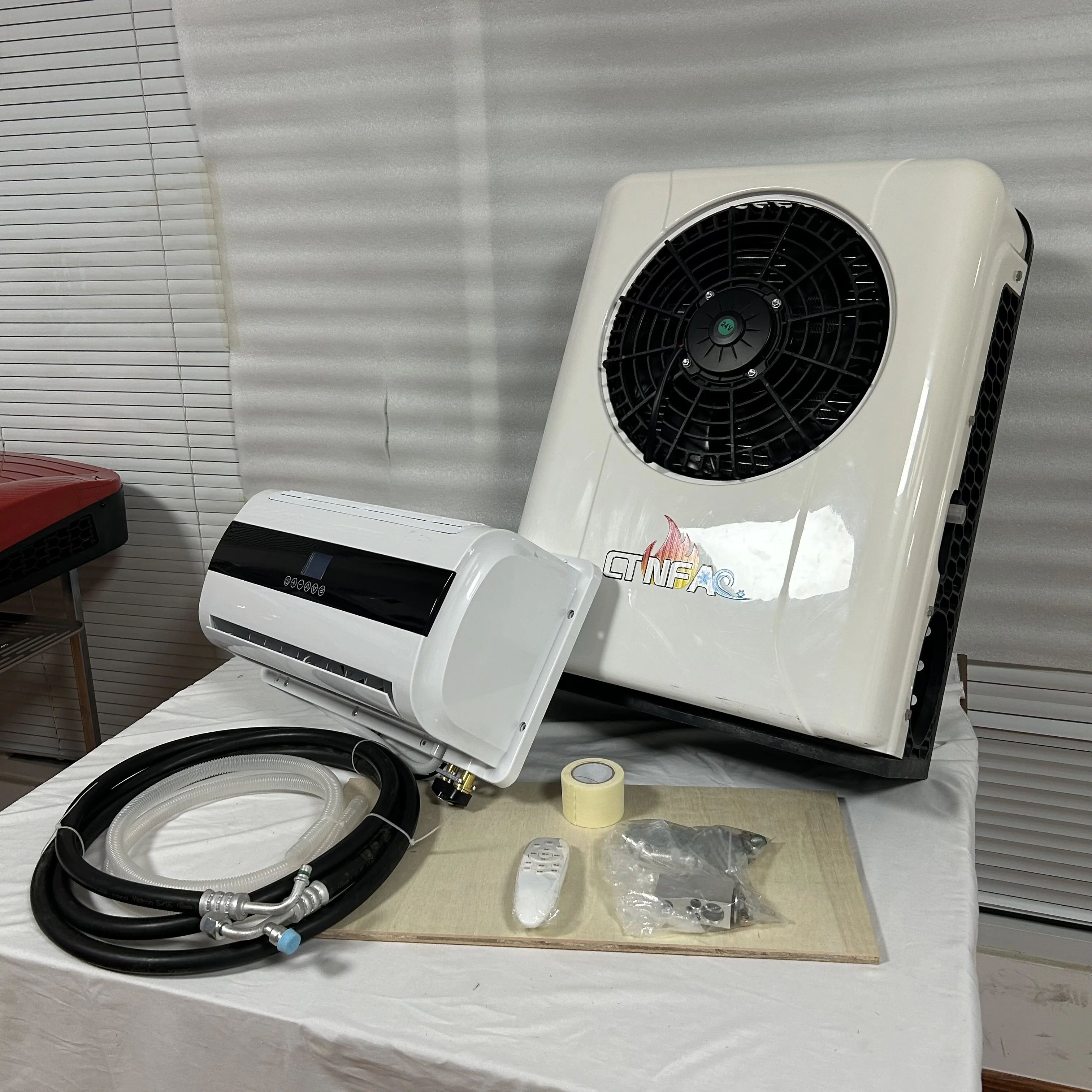 Truck parking air conditioner 24v intelligent environmental protection cab cooler 12v