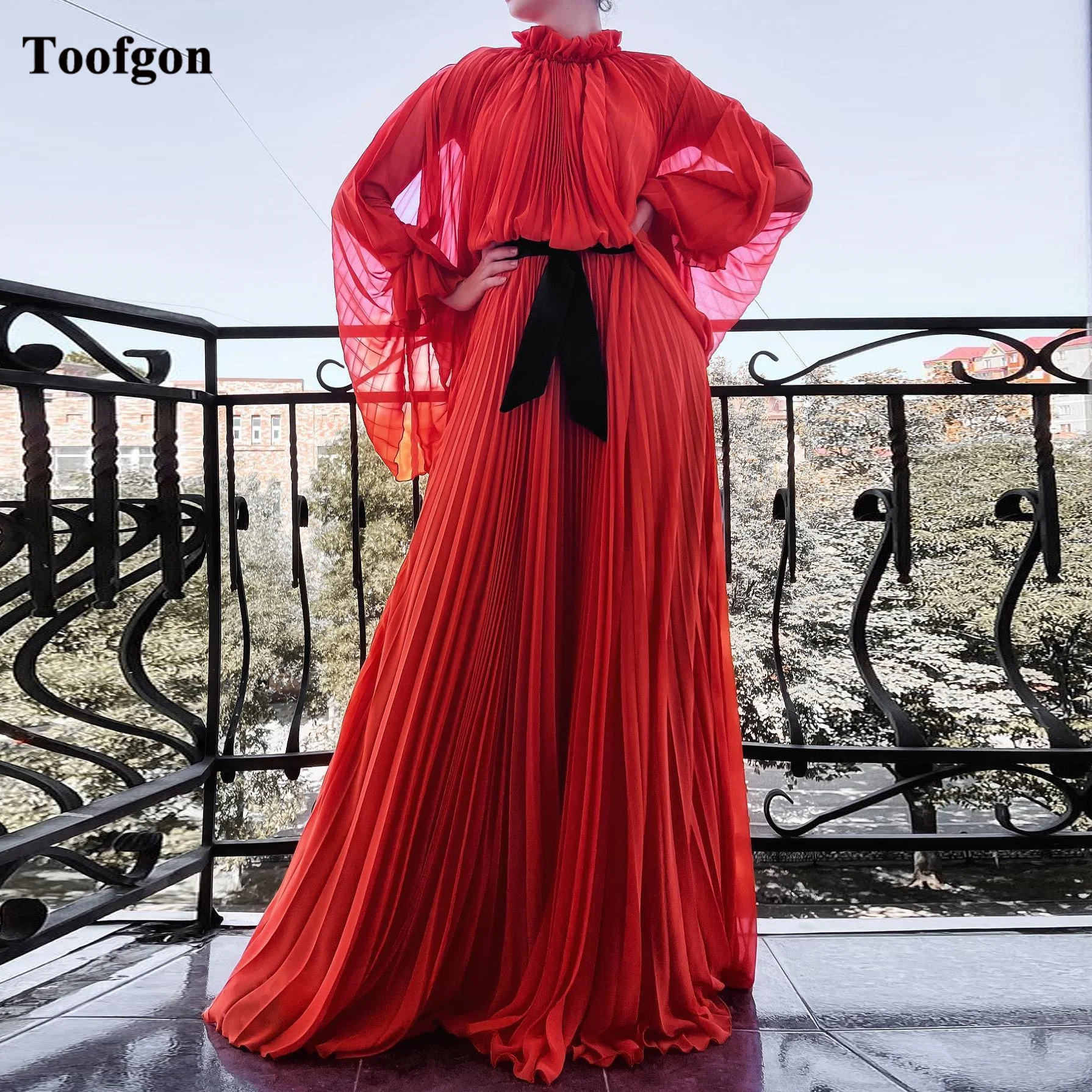 

Toofgon Modest A Line Chiffon Prom Dresses Puff Long Sleeves Women Party Gowns Black Belt High Neck Formal Evening Dress 2024