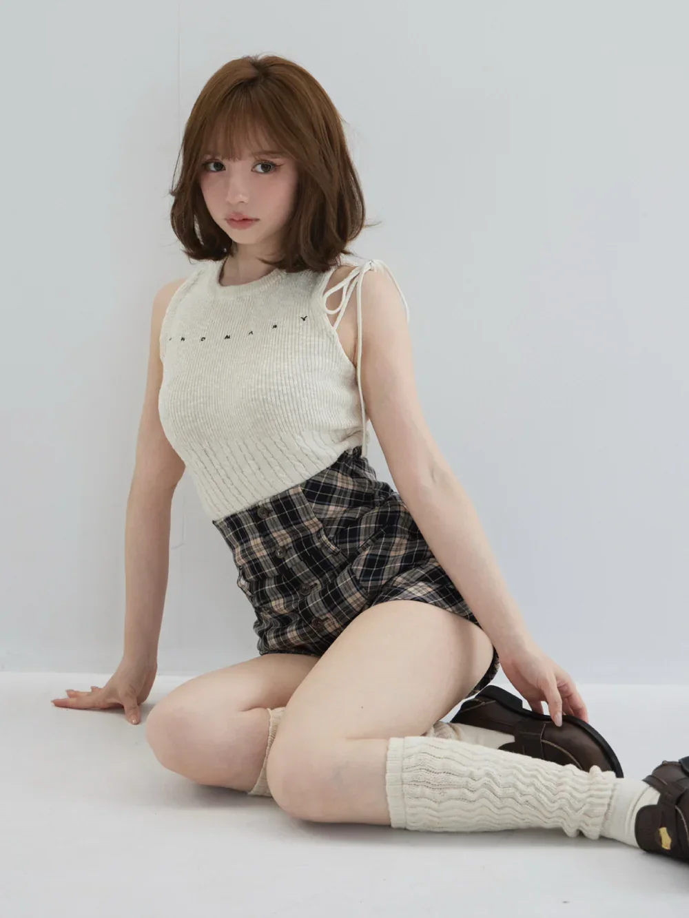 Japanese Sweet Fashion Letter Embroidered Knitted Vest Top 2026 Summer New Cute Girl Side Drawstring Hollow Sleeveless Top