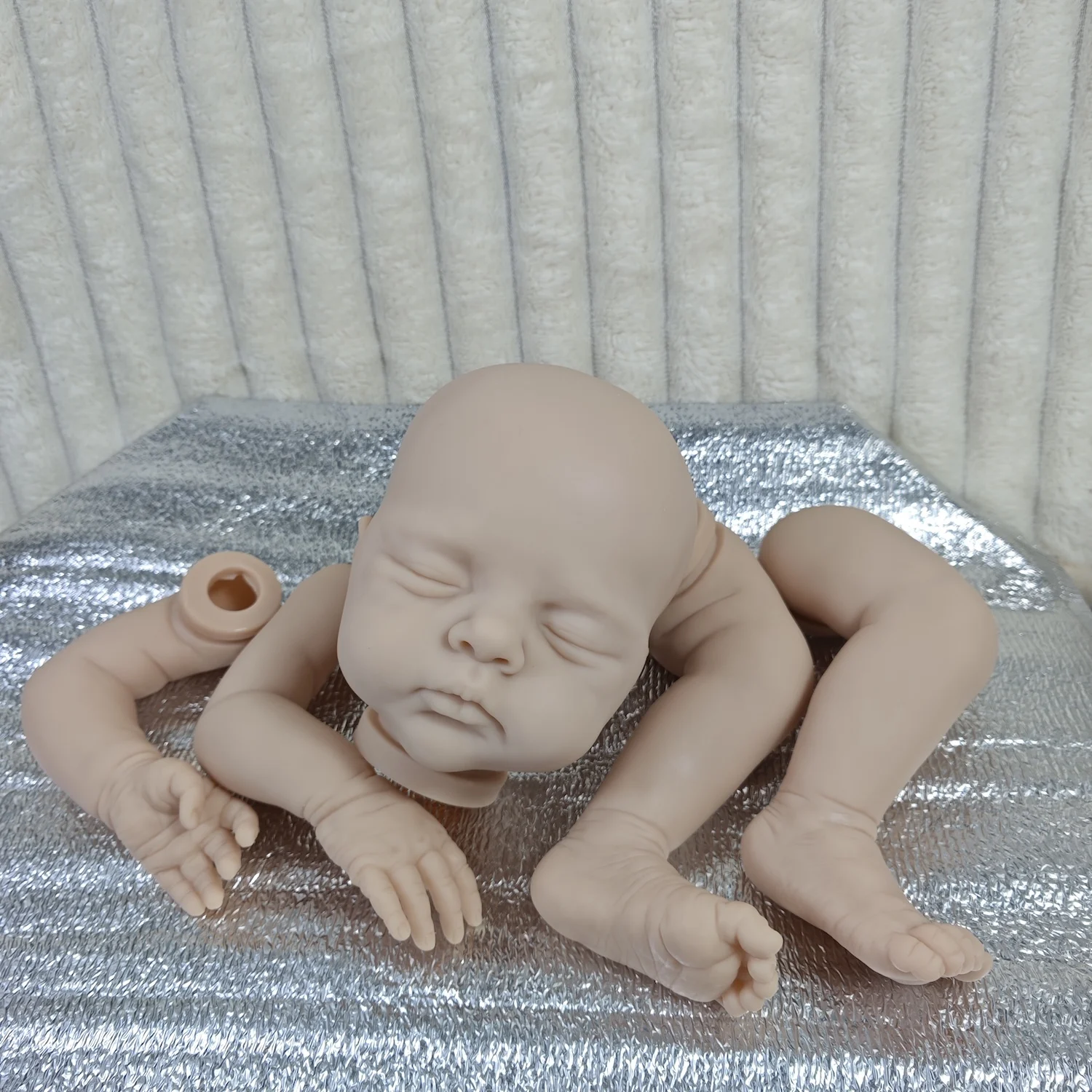 20 Inch Unpainted Reborn Doll Kit Irys Sleeping Face Blank Vinyl Doll Mold Parts With Fabric Body