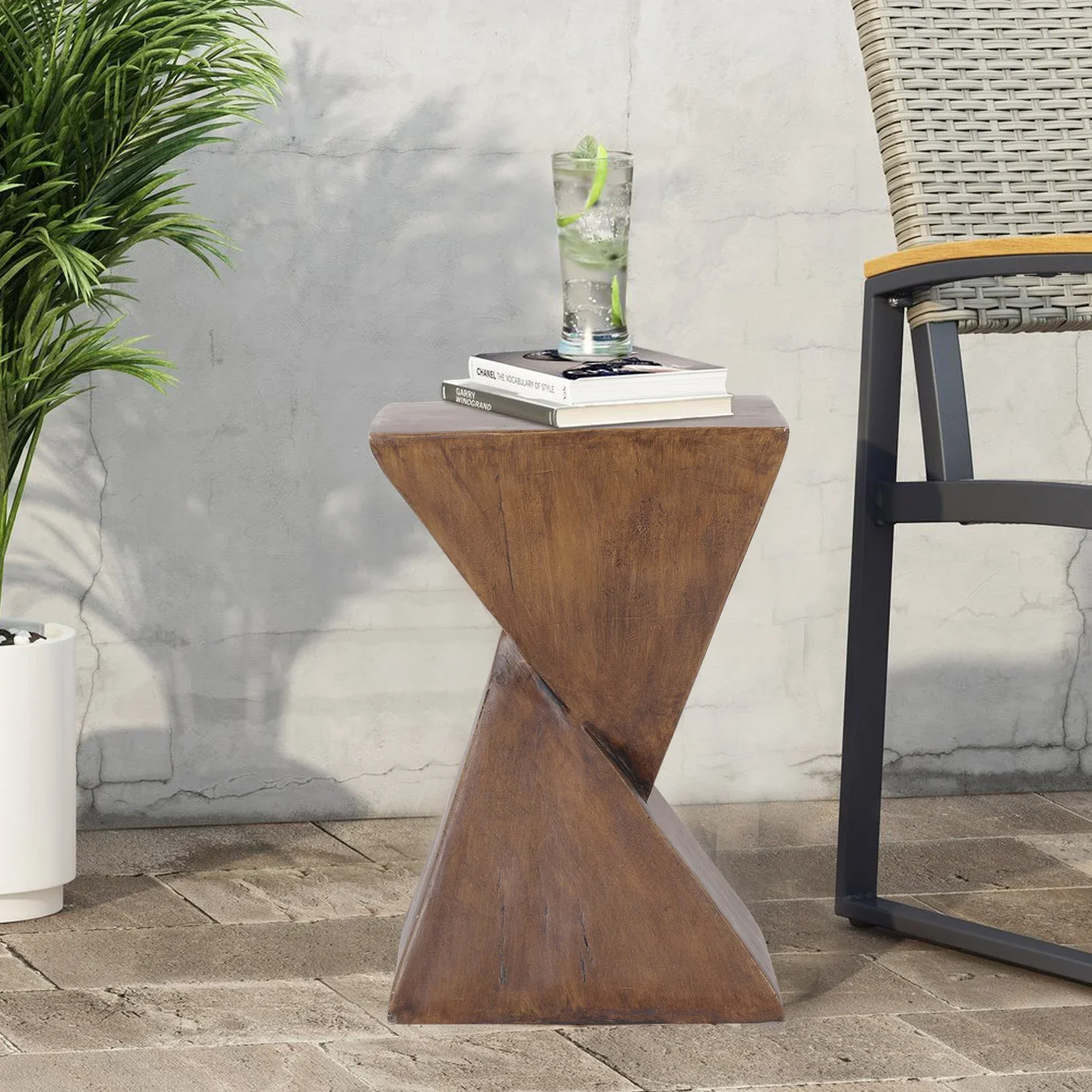 Lightweight Concrete Accent Table,Modern Geometry Side Table for Indoor and Outdoor,Small Bedside End Table Sofa Vanity Coffee