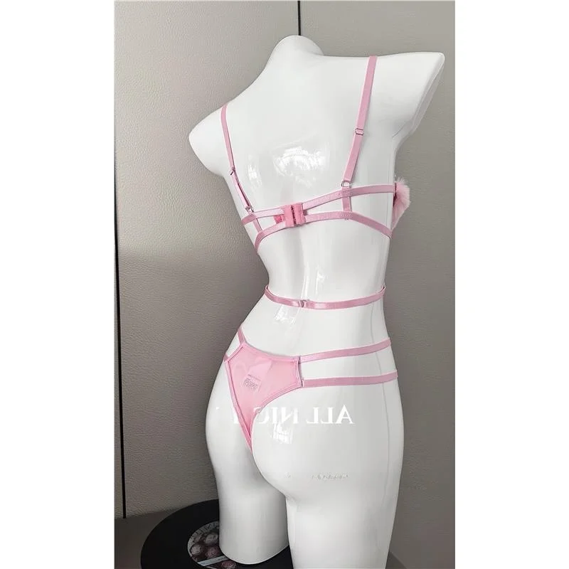 핑크 하트 퍼리 원지 퓨어 디자이어 섹시 언더웨어 여성용 로우 웨이스트 팬츠 기타 원단 2026년 봄 중국산