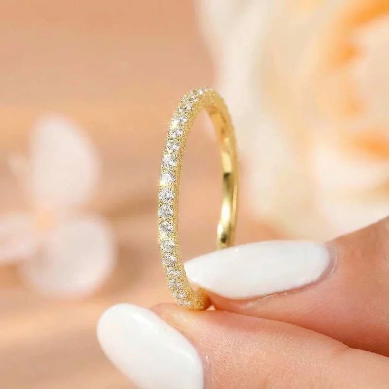 

Серебряное кольцо 925 пробы, 2 мм, модное, простое, с частичной инкрустацией цирконами, для женщин, на каждый день, персонализированное, изысканное украшение.