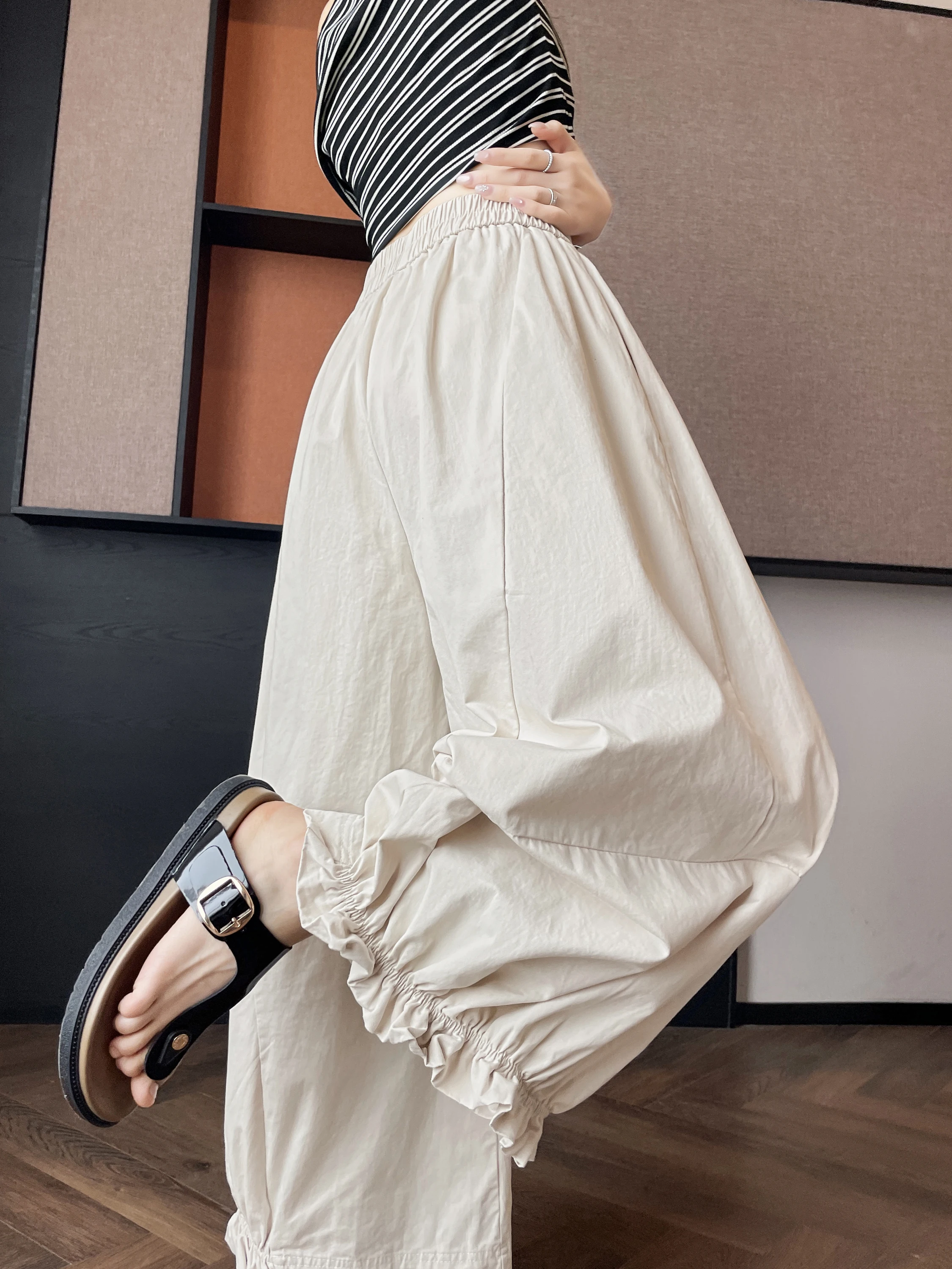 

High Waist Lantern Pants Women's Summer 2026 New Small Size Elastic Waist Slimming Flower Bud Casual Nine Points Pants
