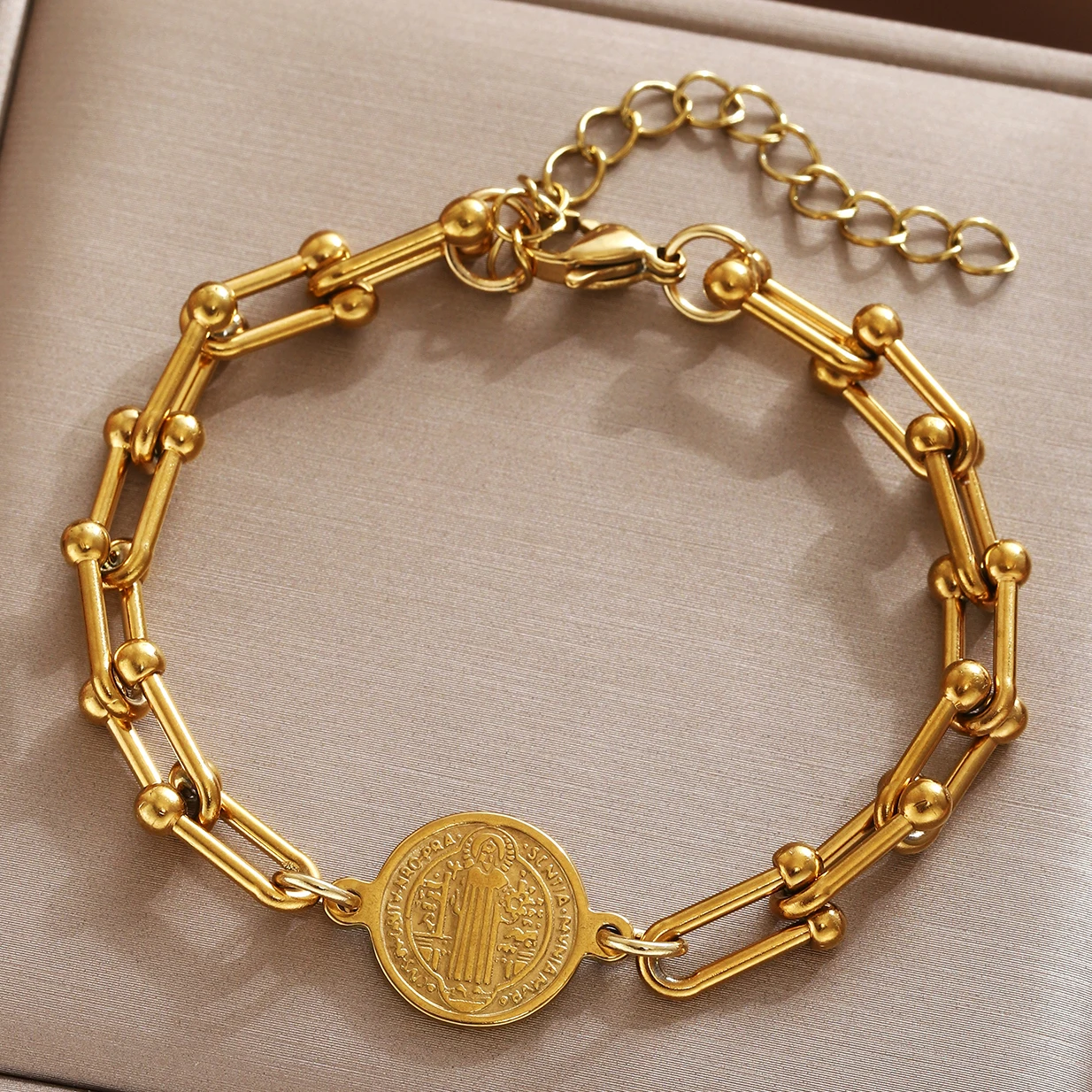 

U-Shaped Bracelet w/Jesus Cross For Women Men Stainless Steel 18K Gold Plated Chain Unisex Bracelets Jewelry Gift Daily Wear