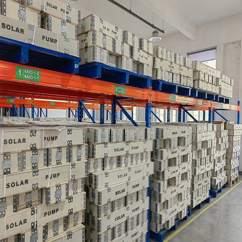 Bomba de água submersível de poço profundo monofásico de 4 polegadas 3 hp 100m Bomba de poço profundo Controlador de inversor solar MPPT