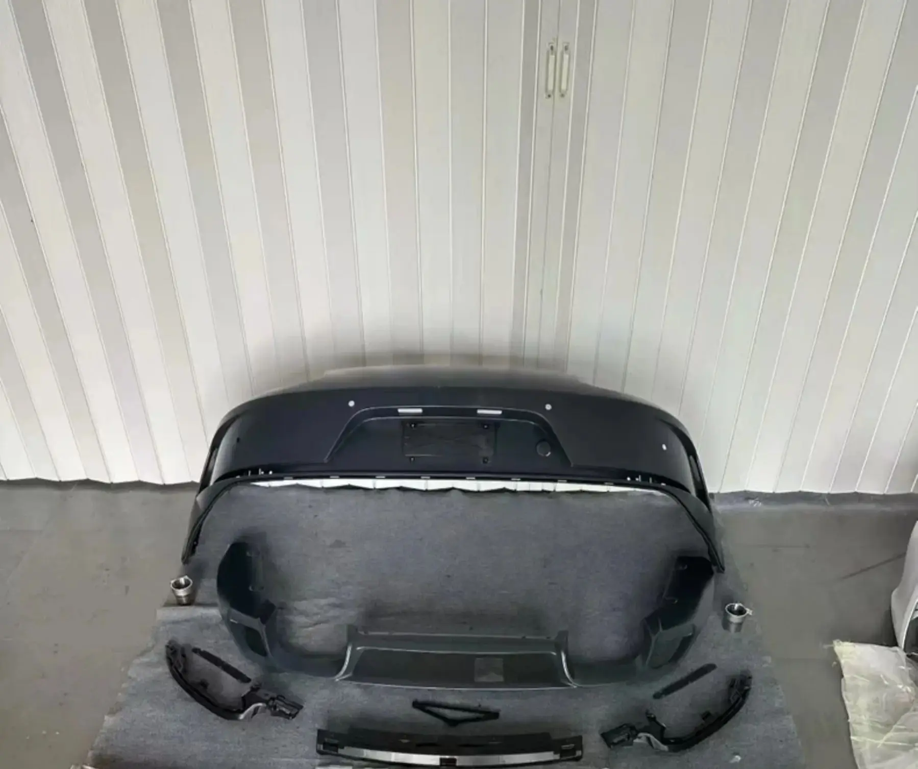 

Комплект обвеса для заднего бампера Porsche 991.2 GT3