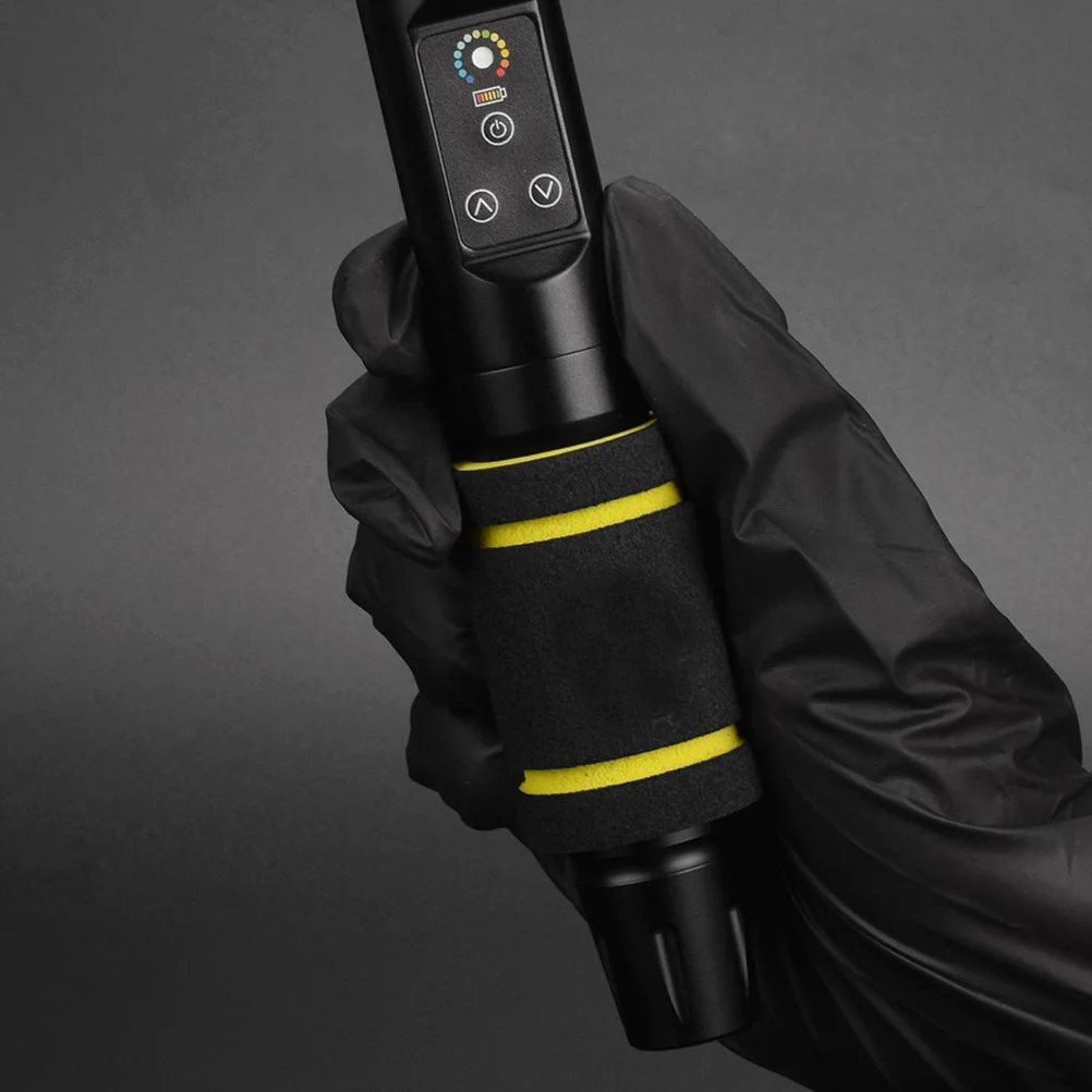 غطاء مقبض الوشم مضاد للانزلاق مقبض إسفنجي سميك كم مرن واقي مانع للانزلاق كم قبضة لفناني الوشم