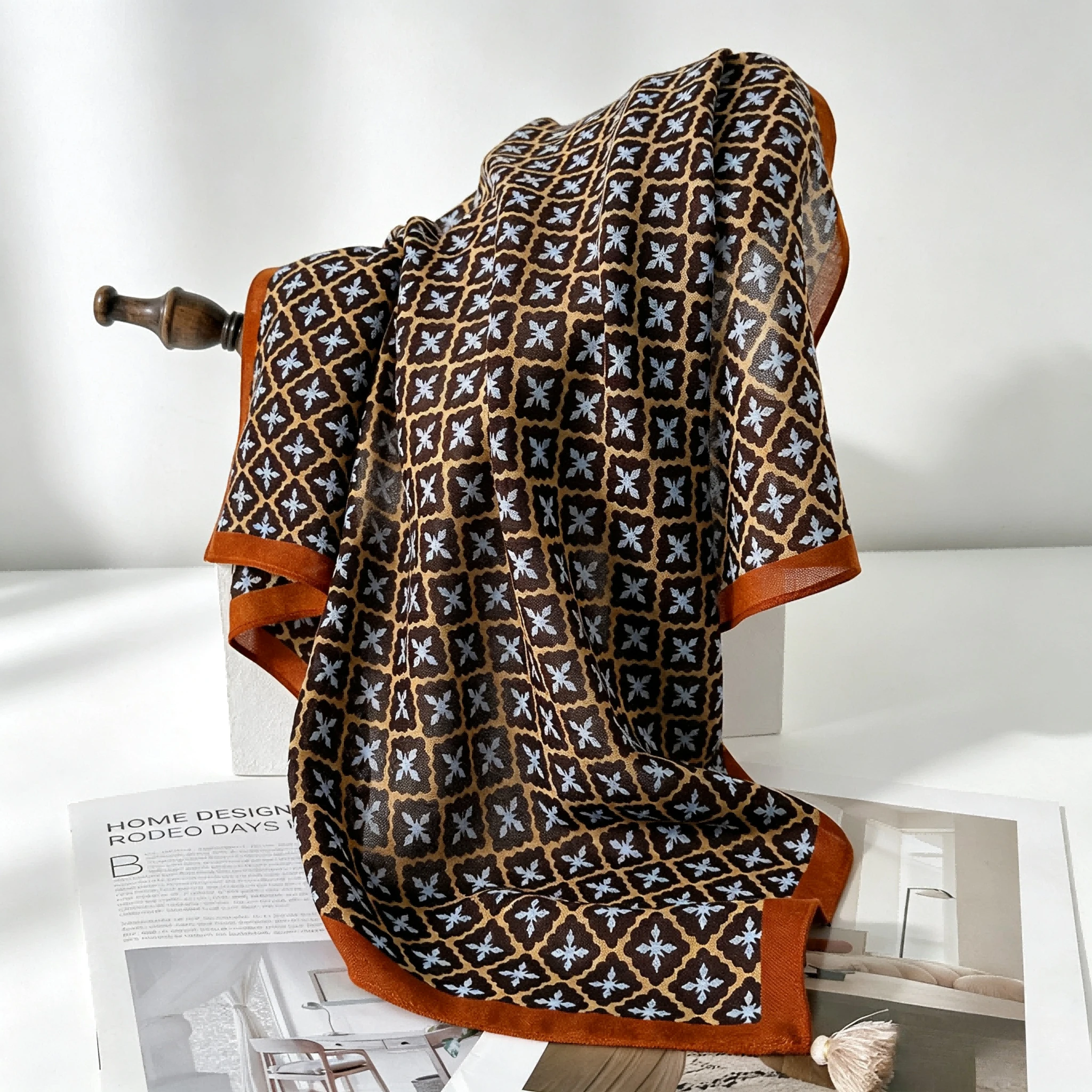 Vintage Boho Print Square Scarf for Women Summer Lightweight Ethnic Bandana with Tassels Neck Hair Elegent Hijab Neckerchief