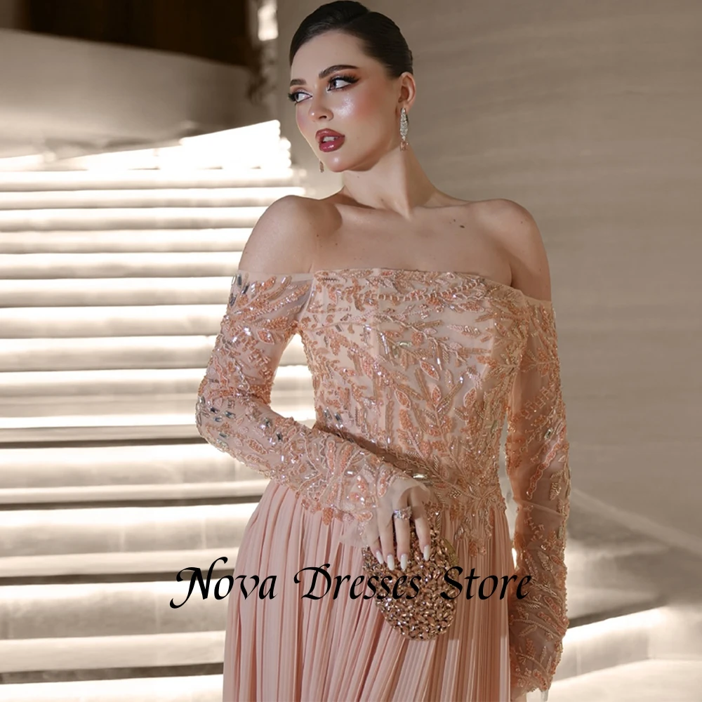 ロマンチックなシフォンセレブドレス カスタマイズされたクリスタルホームカミングドレス 豪華なビーズ装飾の女性用イブニングドレス レースアップバック付き