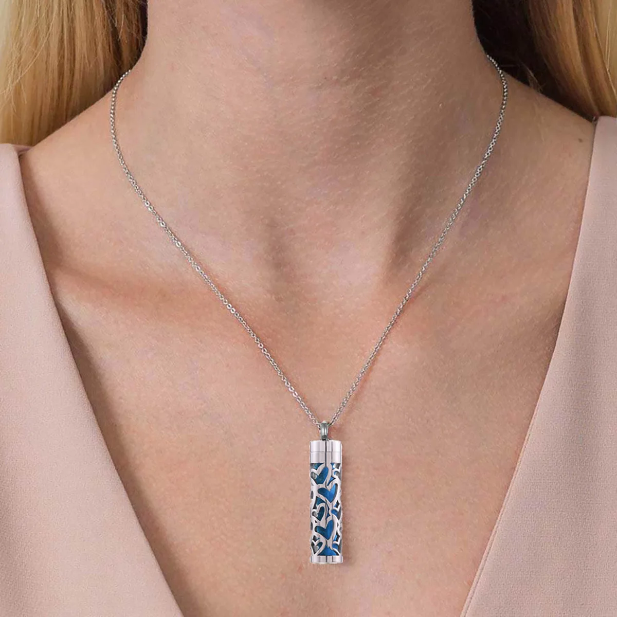 Imagen 4: Collar difusor de aromaterapia, medallón de acero inoxidable 316L, colgante de Perfume de aceite esencial, joyería aromática, nuevo